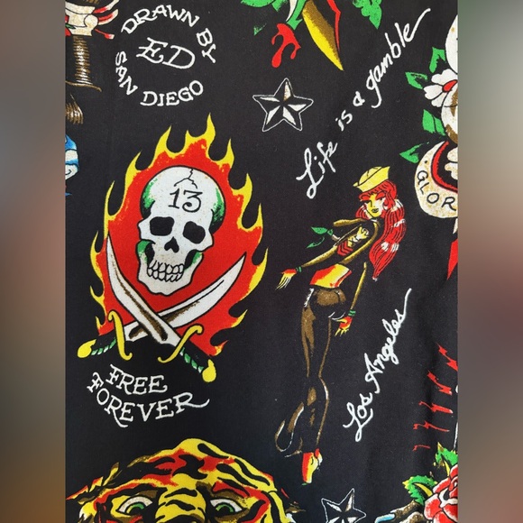 Ed Hardy Other - ED HARDY Bold Graphic Tattoo Men’s Short Sleeve Shirt,Skull,Rose,Tiger, Iconic,M